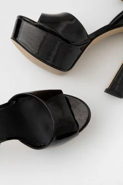 Γυναικεία Πέδιλα με τακούνι Δερμάτινα σανδάλια MICHAEL Michael Kors Jenson μαύρο 9 Γυναικεία Πέδιλα με τακούνι Δερμάτινα σανδάλια MICHAEL Michael Kors Jenson μαύρο -Michael Kors Κατάστημα unnamed file 3883