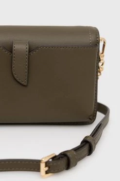 Γυναικεία Πορτοφόλια Δερμάτινο πορτοφόλι MICHAEL Michael Kors πράσινο 11 Γυναικεία Πορτοφόλια Δερμάτινο πορτοφόλι MICHAEL Michael Kors πράσινο -Michael Kors Κατάστημα unnamed file 451